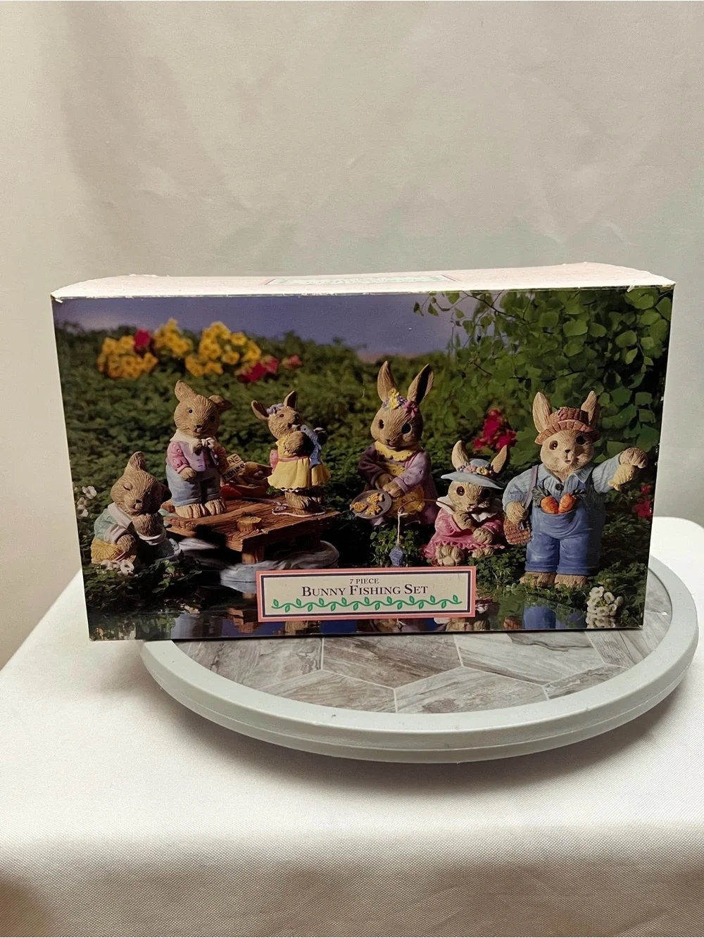 Vintage 7 Piece Bunny Fishing Set Rabbit Figurines Easter Resin Decor Boxed